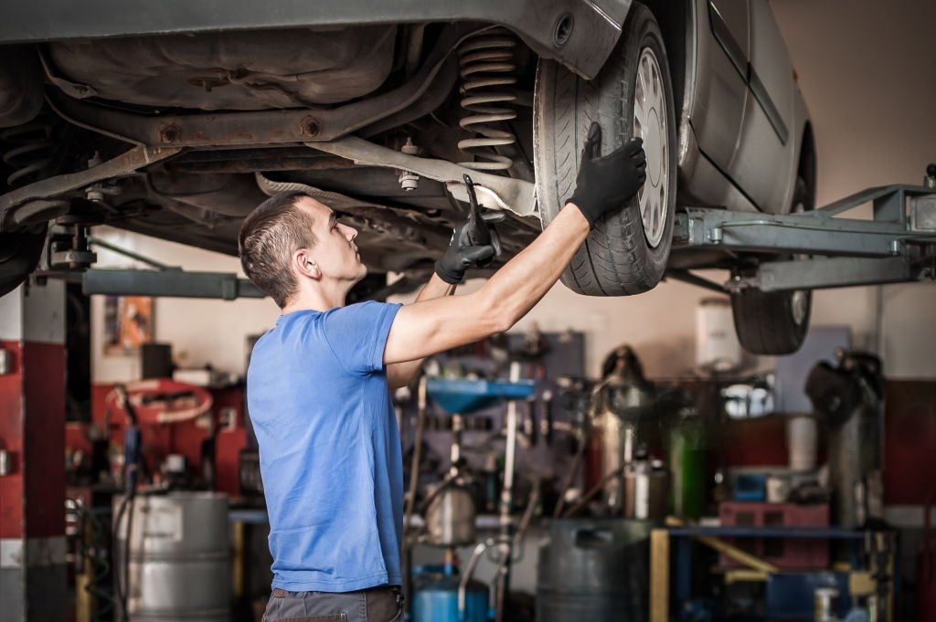 What Are the Main Components of Your Car’s Suspension?